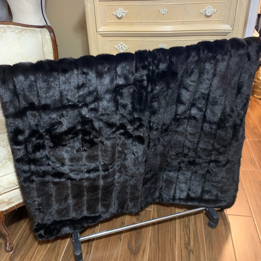Throw, Faux Mink! Get ready for a Cold Winter!